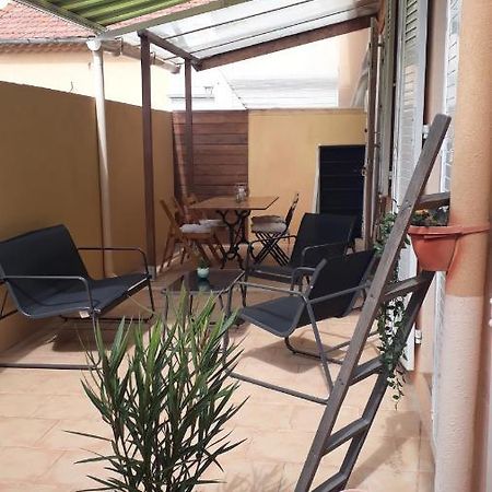 فيلا La Petite Maison لا سين سور مير المظهر الخارجي الصورة